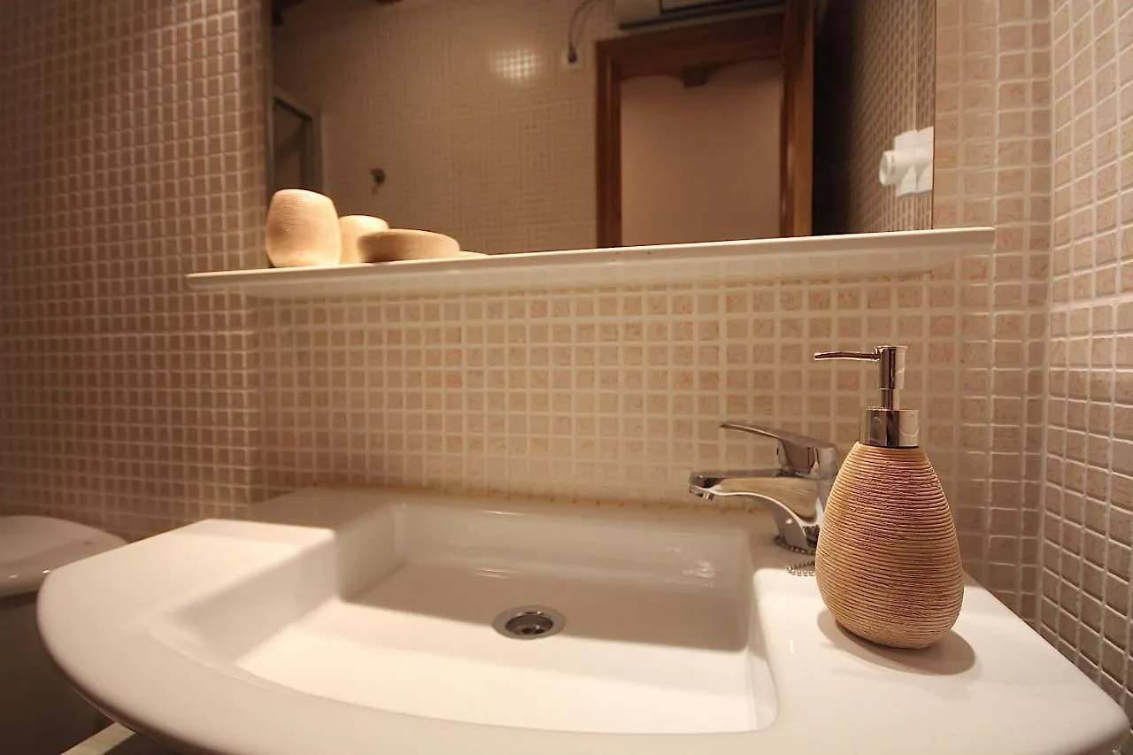 Cal Pouaire - 2 Apartments With Stunning Views Fontllonga Espanha