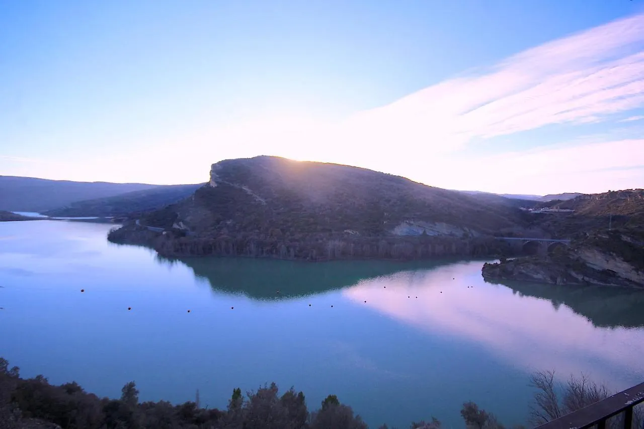 Cal Pouaire - 2 Apartments With Stunning Views Fontllonga 0*,  Espanha